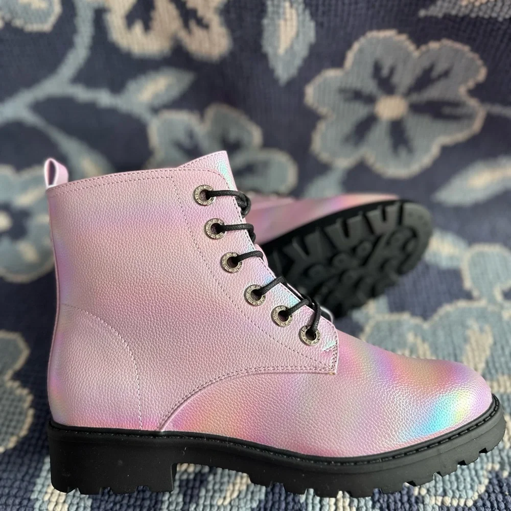 🌈 Sonoma Goods For Life Dazzle Kids’ Iridescent Combat Boots Size 5 NWT